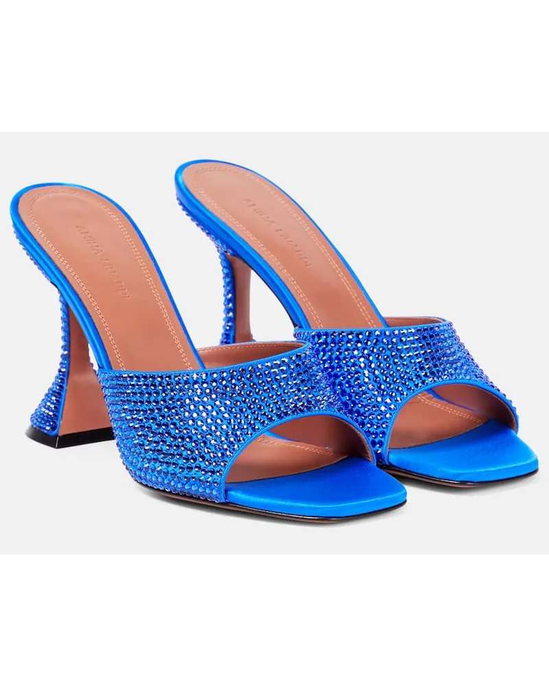 Amina Muaddi Pantoletten Lupita aus Satin mit Kristallen Blau