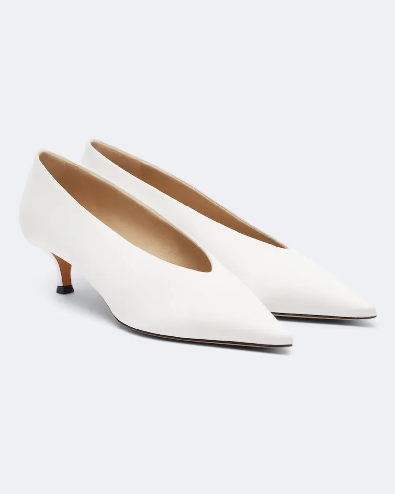 Le Monde Béryl Le Monde Béryl Pumps Babouche aus Satin Weiß