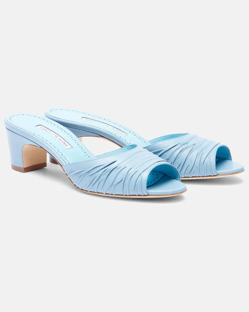Manolo Blahnik Pantoletten Piruabar aus Leder Blau