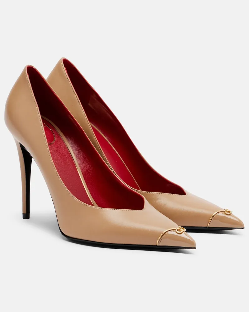 Valentino Garavani Pumps Heartip VLogo aus Leder Beige