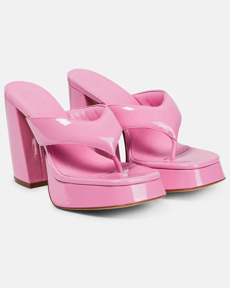 Gia Borghini Plateausandalen aus Lackleder Rosa
