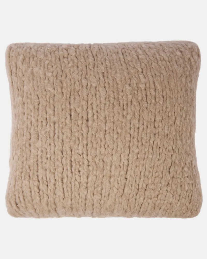 Gabriela Hearst Kissen Thelma aus Kaschmir und Wolle Beige