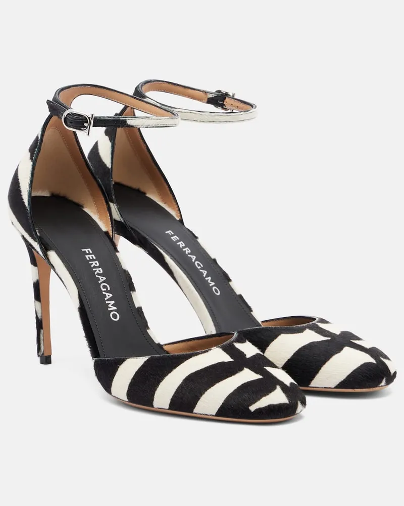 Ferragamo Pumps aus Kalbshaar Schwarz