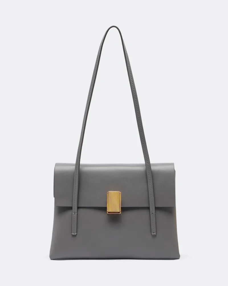 KHAITE Schultertasche Soft Blake Small aus Leder Schwarz