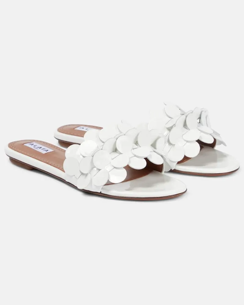 Alaïa Alaïa Pantoletten aus Lackleder Weiß