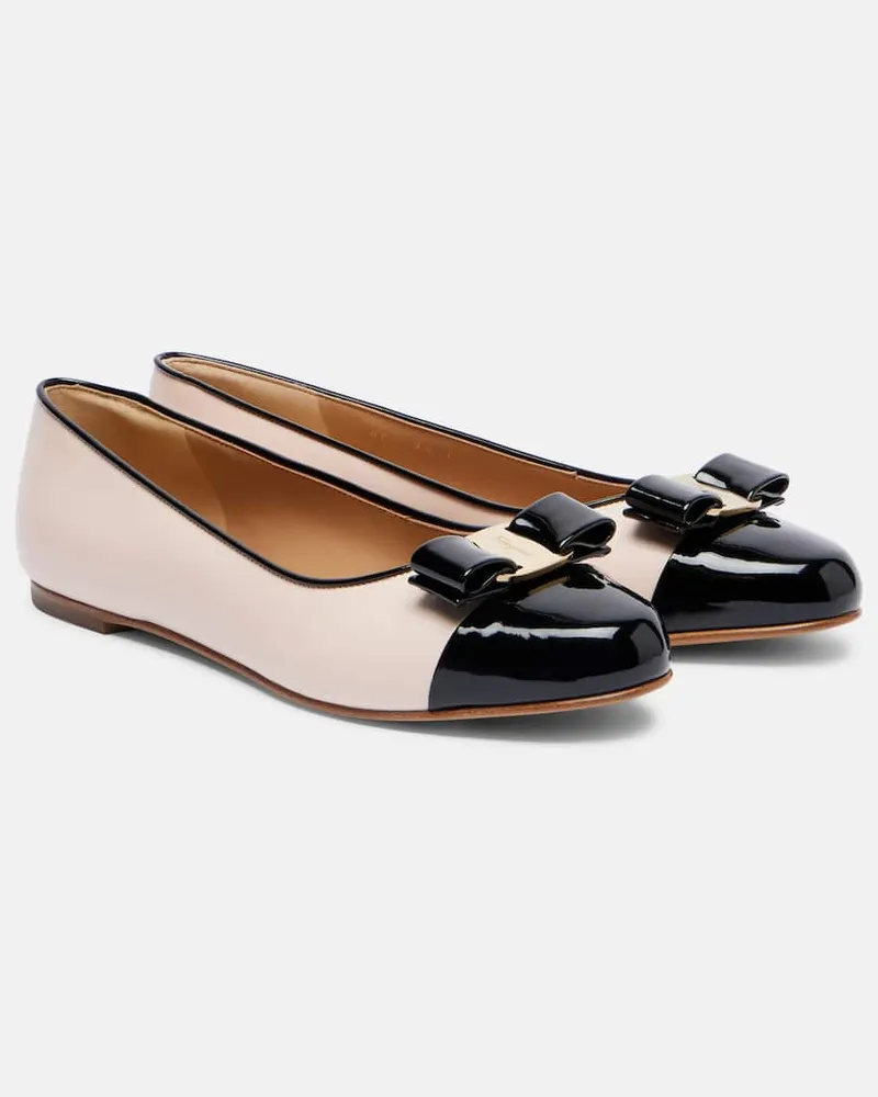 Ferragamo Ballerinas Varina aus Leder Pink