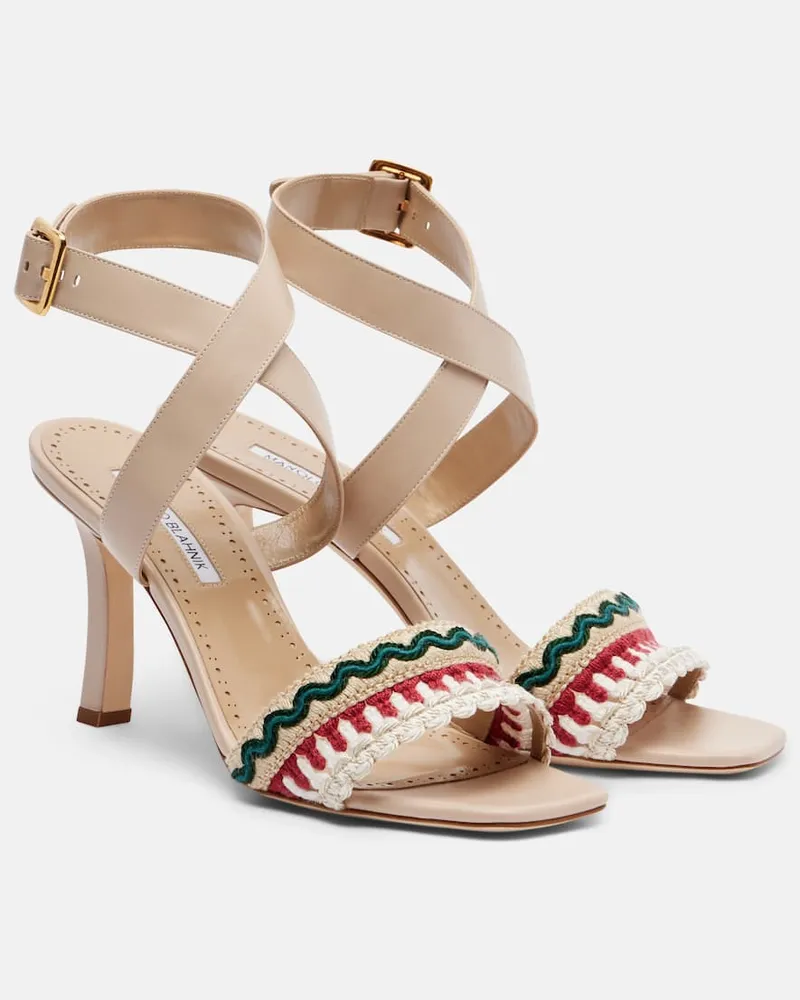 Manolo Blahnik Bestickte Sandalen Mabeco 90 aus Leder Beige