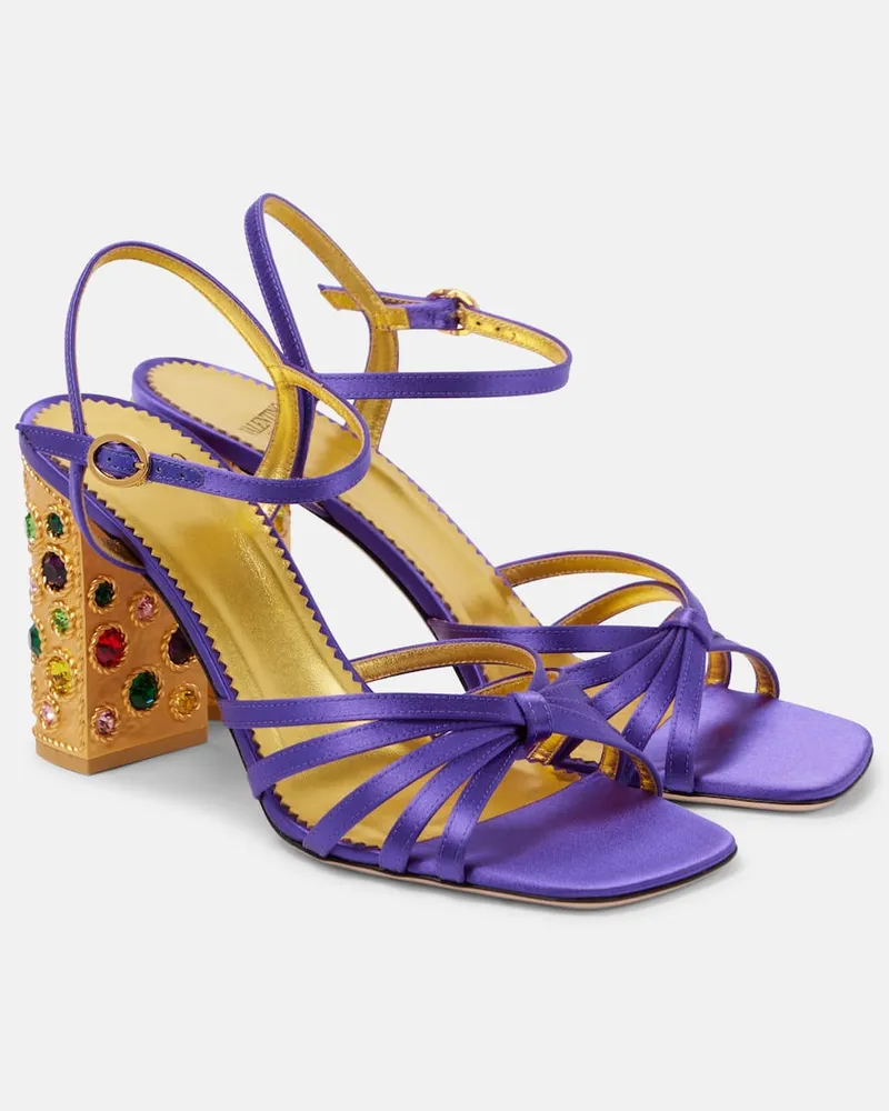 Valentino Garavani Sandalen Preshoes 90 aus Satin mit Kristallen Violett
