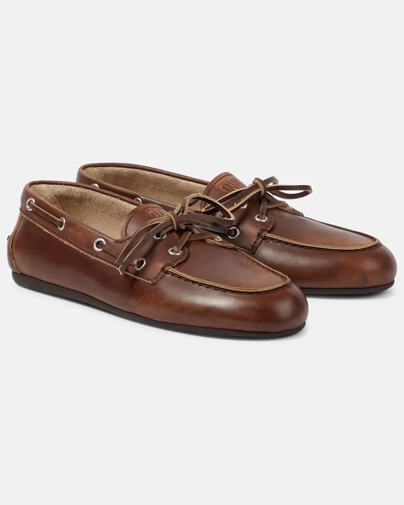 Miu Miu Segelschuhe aus Leder Braun