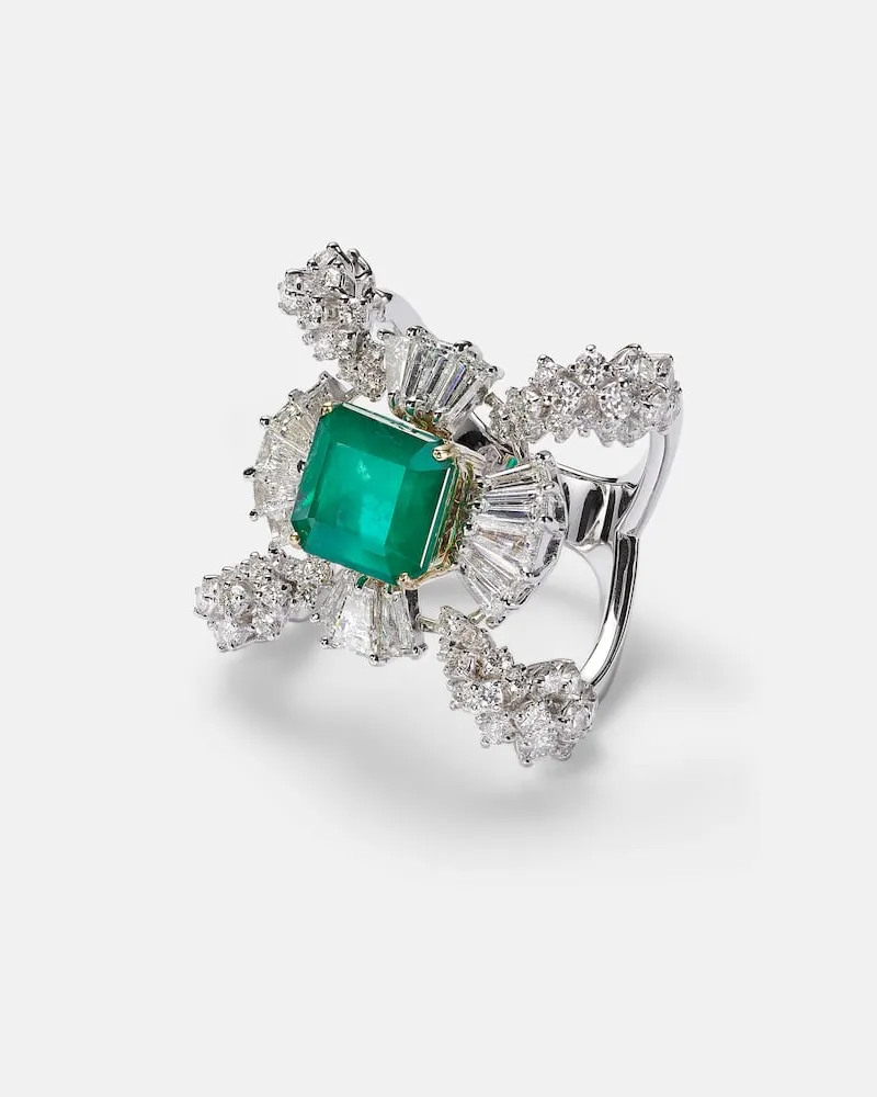 YEPREM Ring Reign Supreme aus 18kt Weißgold mit Diamanten und Smaragd Silber