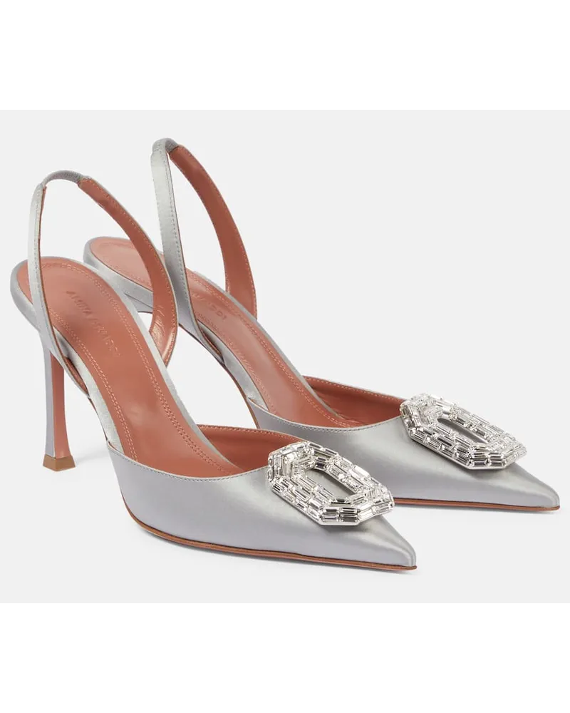 Amina Muaddi Slingback-Pumps Camelia 90 aus Satin Grau