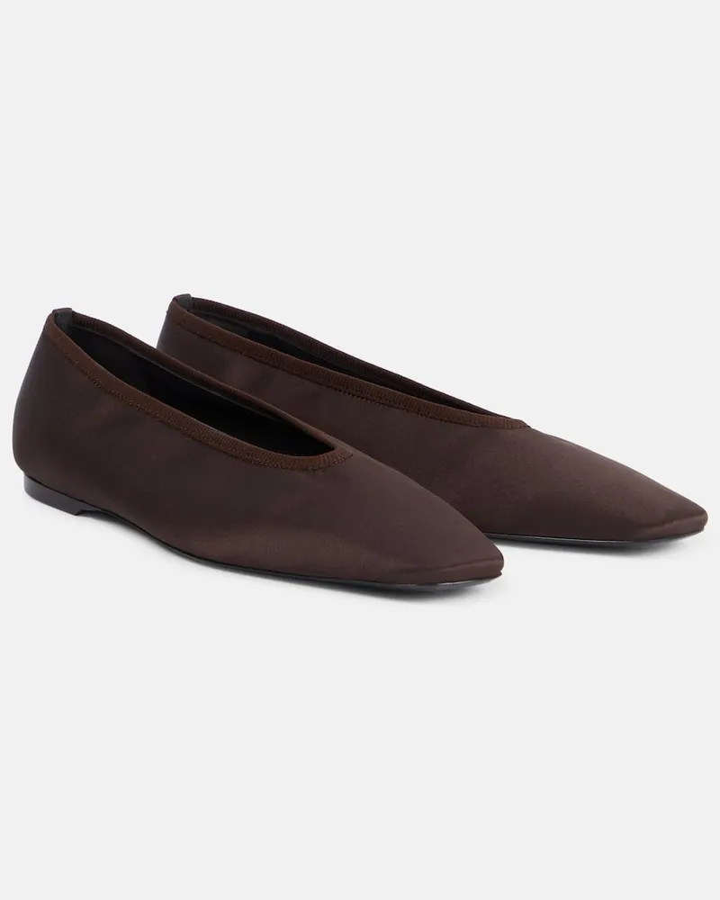 Totême Ballerinas aus Satin Braun