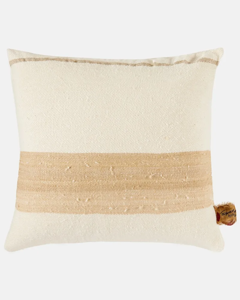 The House of Lyria Kissen Chlore aus einem Seidengemisch Beige