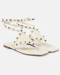 Valentino Garavani Sandalen Rockstud aus Leder Weiss