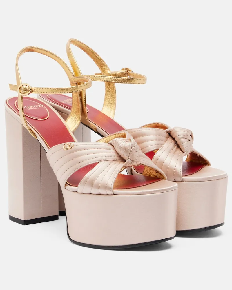 Valentino Garavani Plateausandalen Crasher aus Satin Rosa