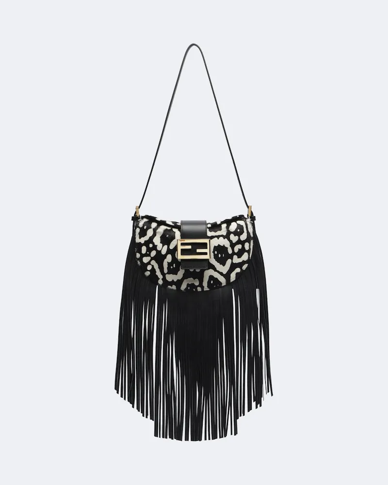 Fendi Schultertasche Croissant aus Kalbshaar Schwarz