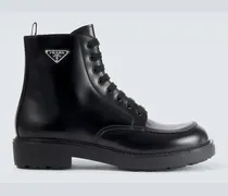 Schnürstiefel aus Leder