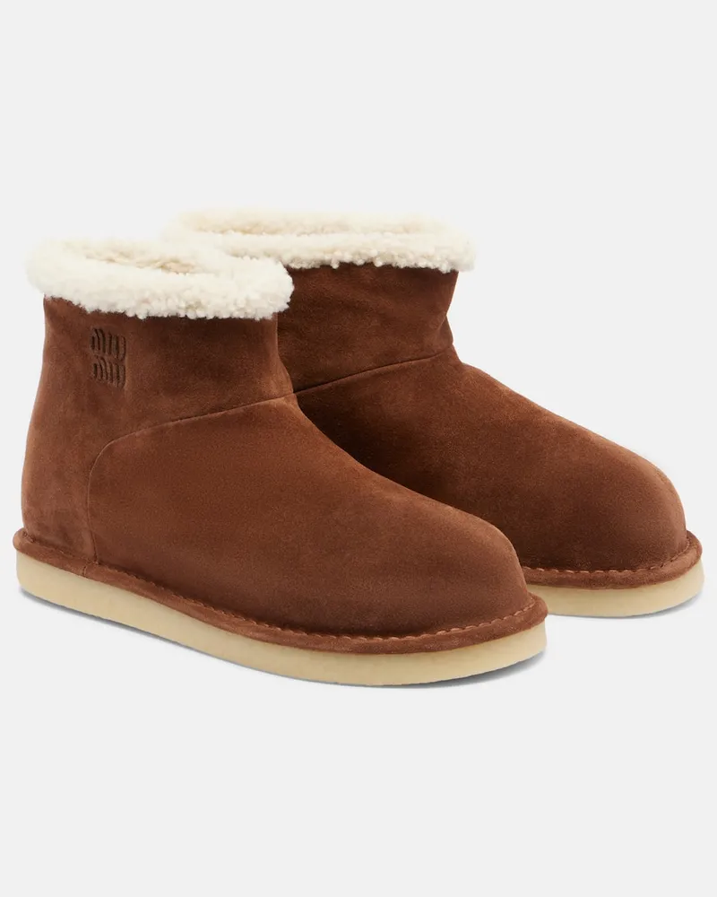 Miu Miu Ankle Boots aus Veloursleder mit Shearling Braun