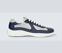 Sneakers aus Lackleder