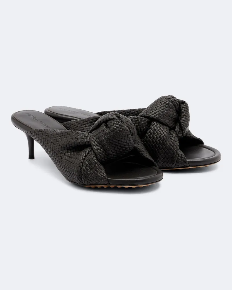 Bottega Veneta Pantoletten Cherry aus Leder Schwarz