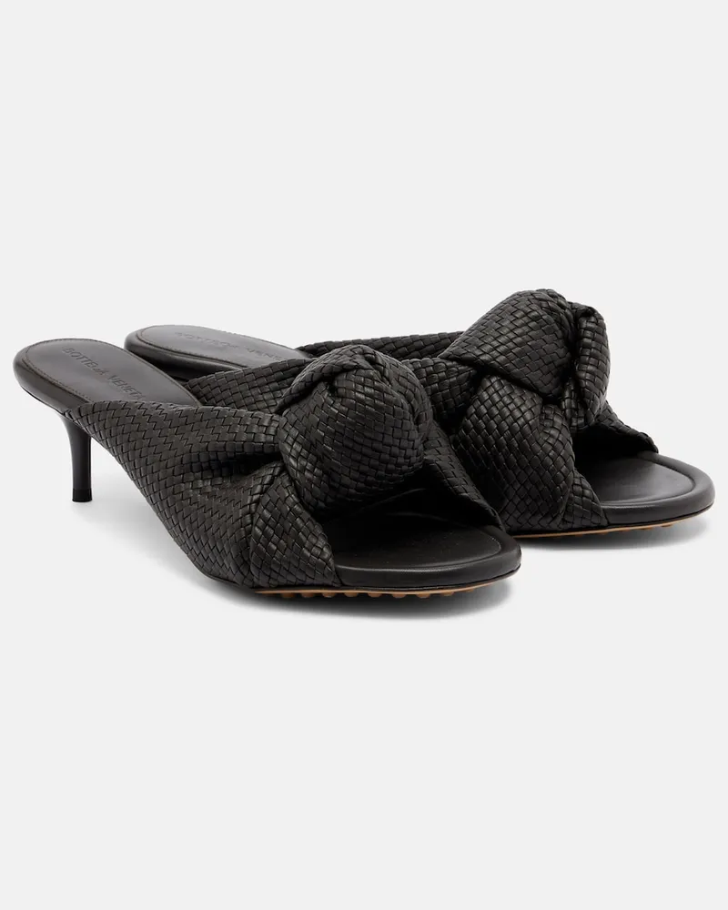 Bottega Veneta Pantoletten Cherry aus Leder Schwarz