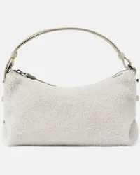 Brunello Cucinelli Schultertasche aus Faux Shearling Weiss