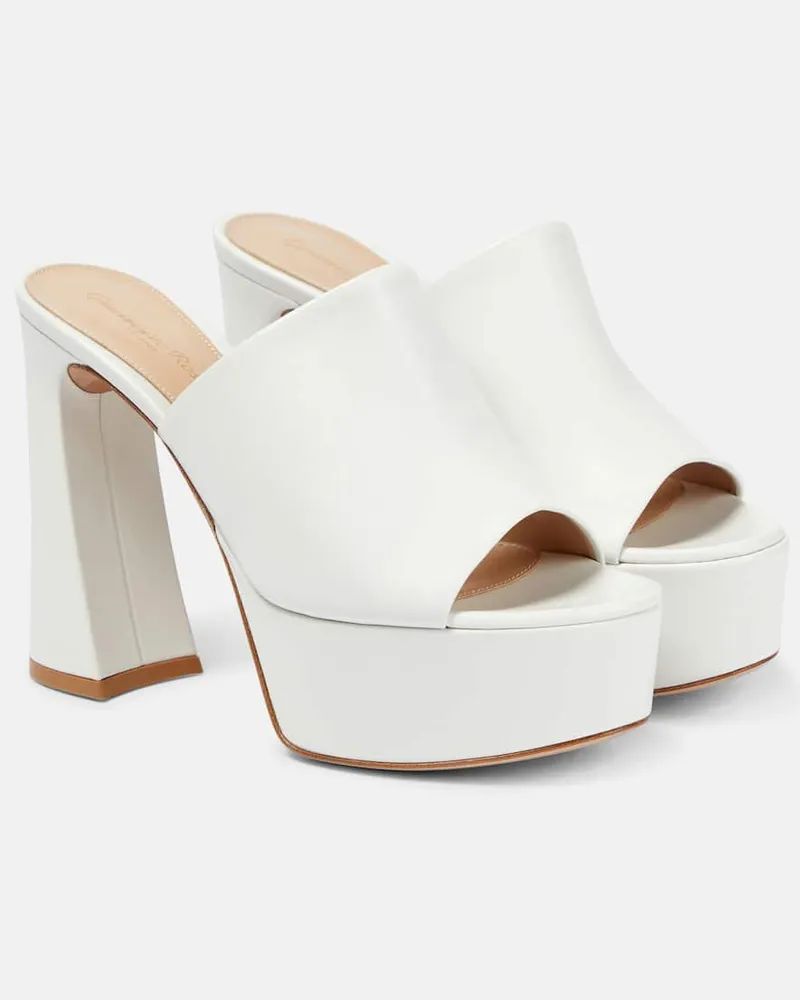 Gianvito Rossi Plateau-Pantoletten Holly aus Leder Weiß