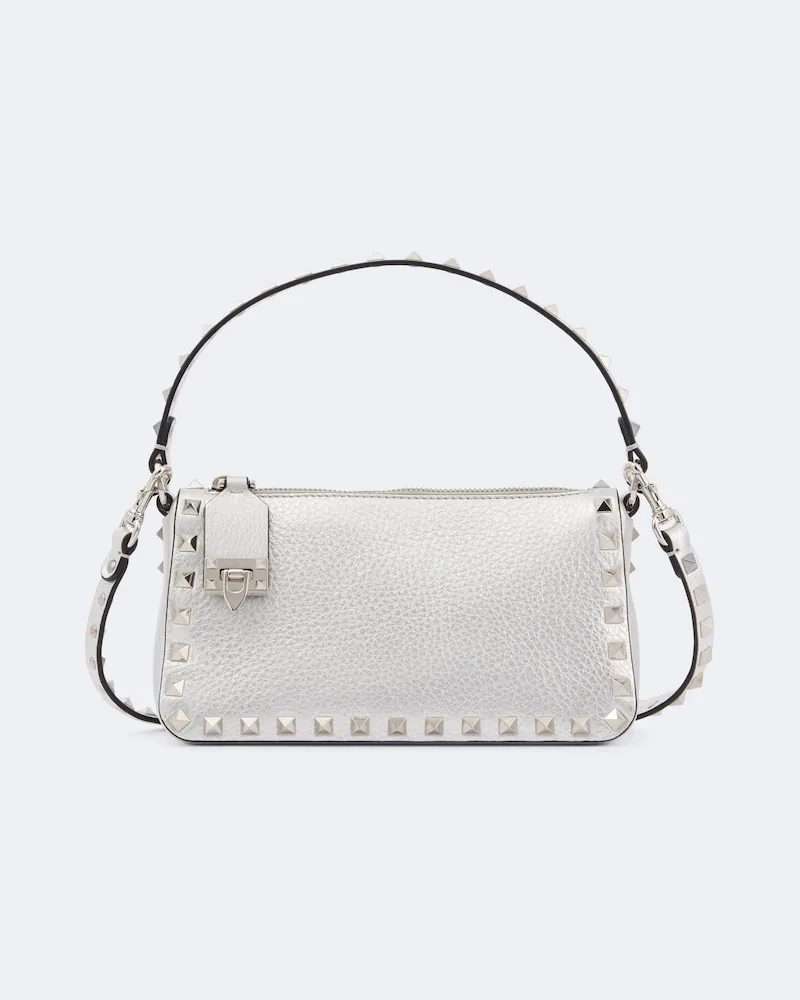 Valentino Garavani Schultertasche Rockstud Small aus Metallic-Leder Silber