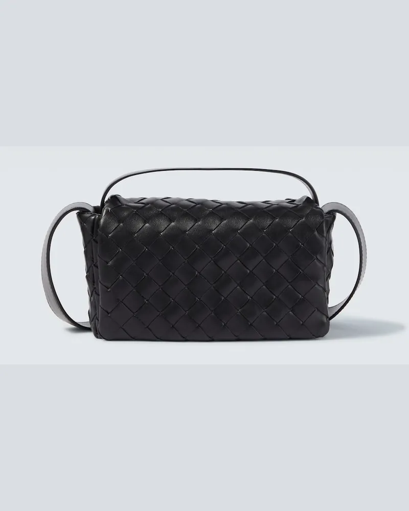 Bottega Veneta Schultertasche Intrecciato aus Leder Schwarz