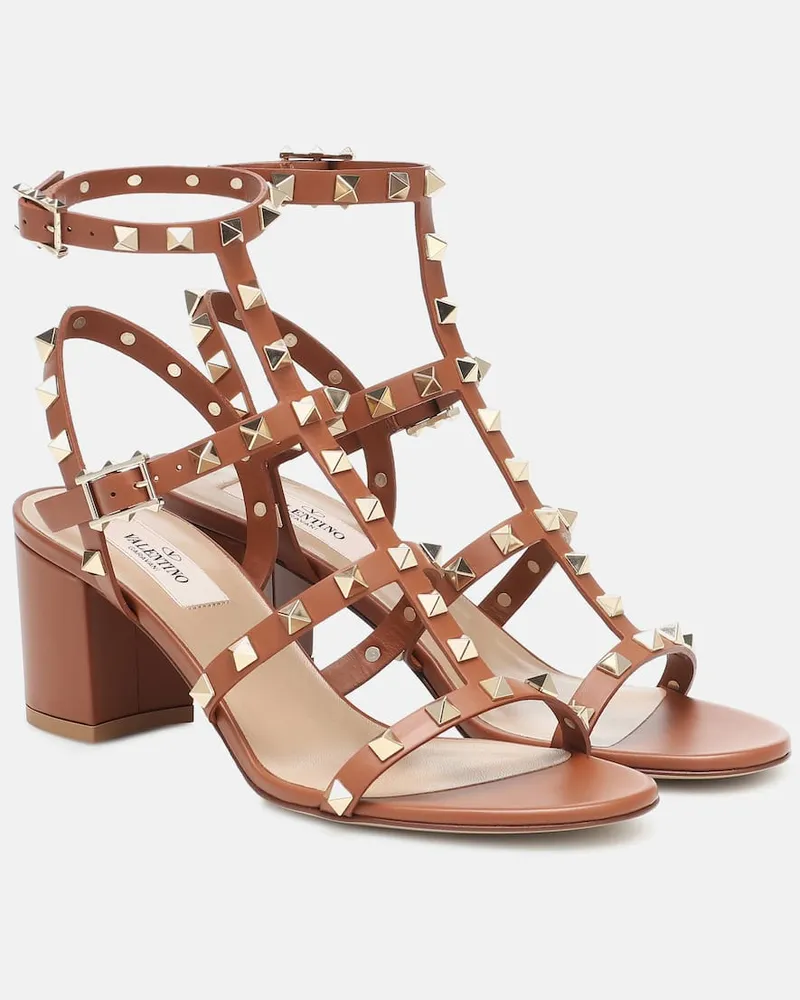 Valentino Garavani Sandalen Rockstud 65 aus Leder Braun