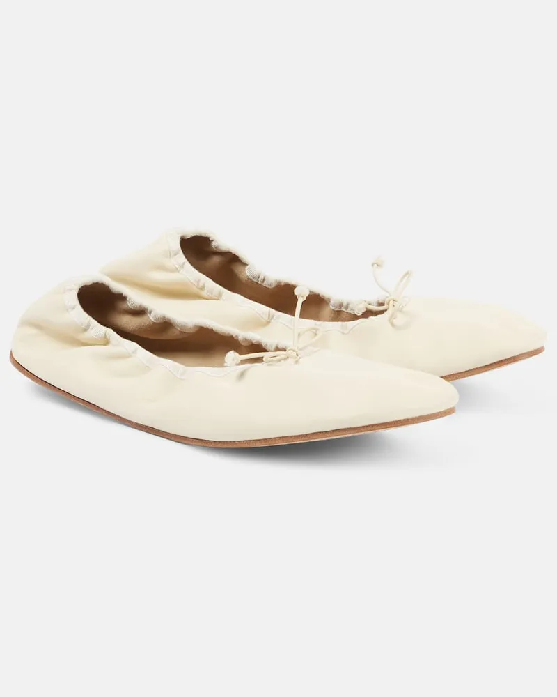 The Row Ballerinas aus Leder Weiß