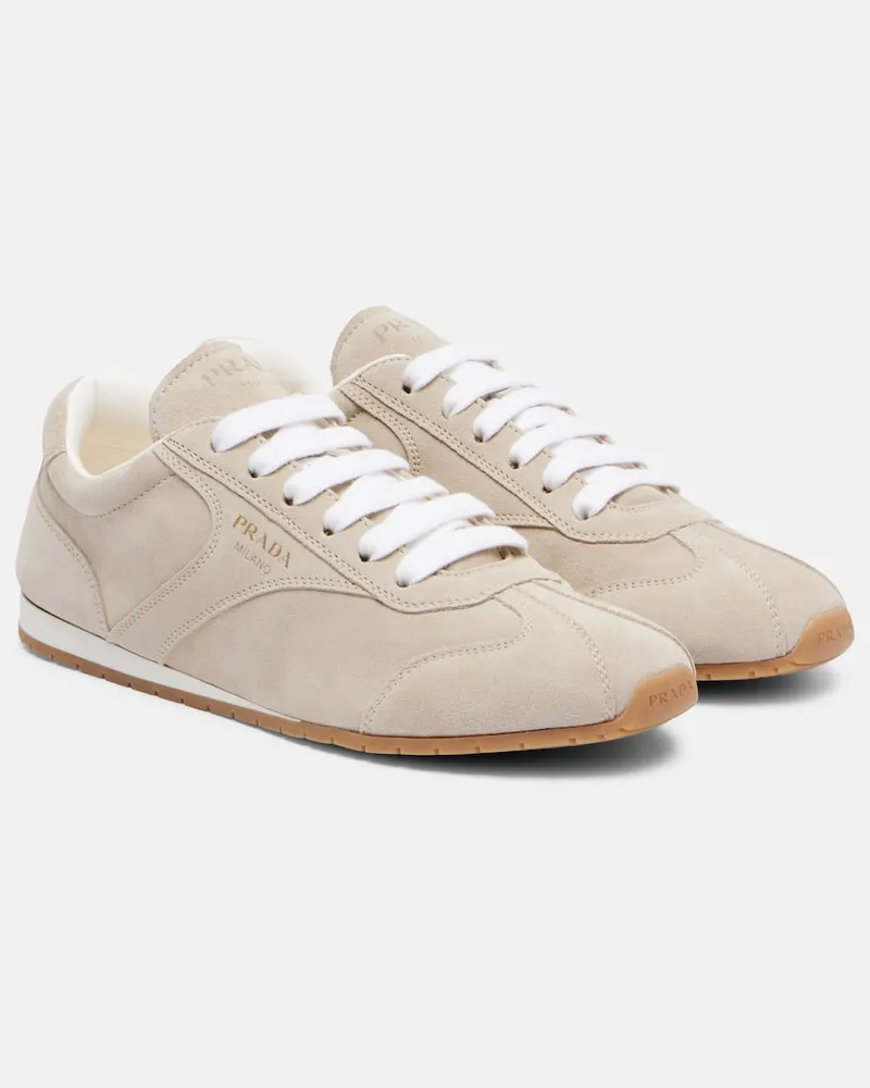 Prada Sneakers aus Veloursleder Beige