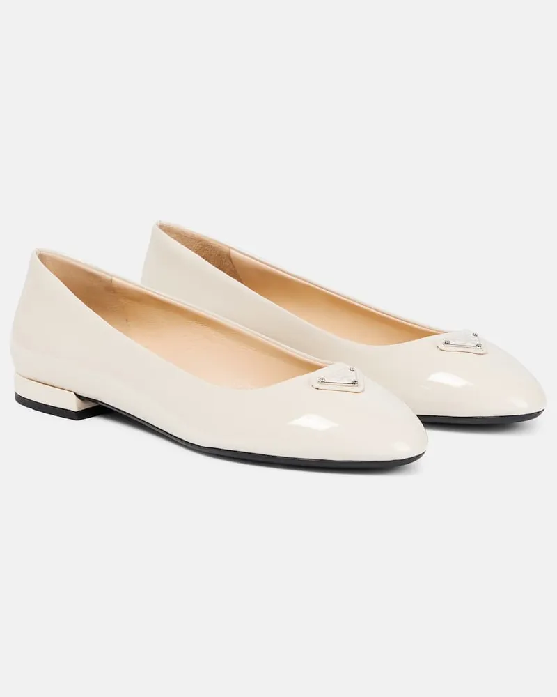 Prada Ballerinas aus Lackleder Weiß