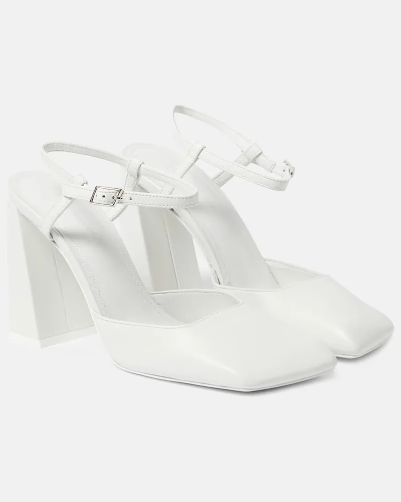 Amina Muaddi Pumps Charlotte 95 aus Leder Weiß