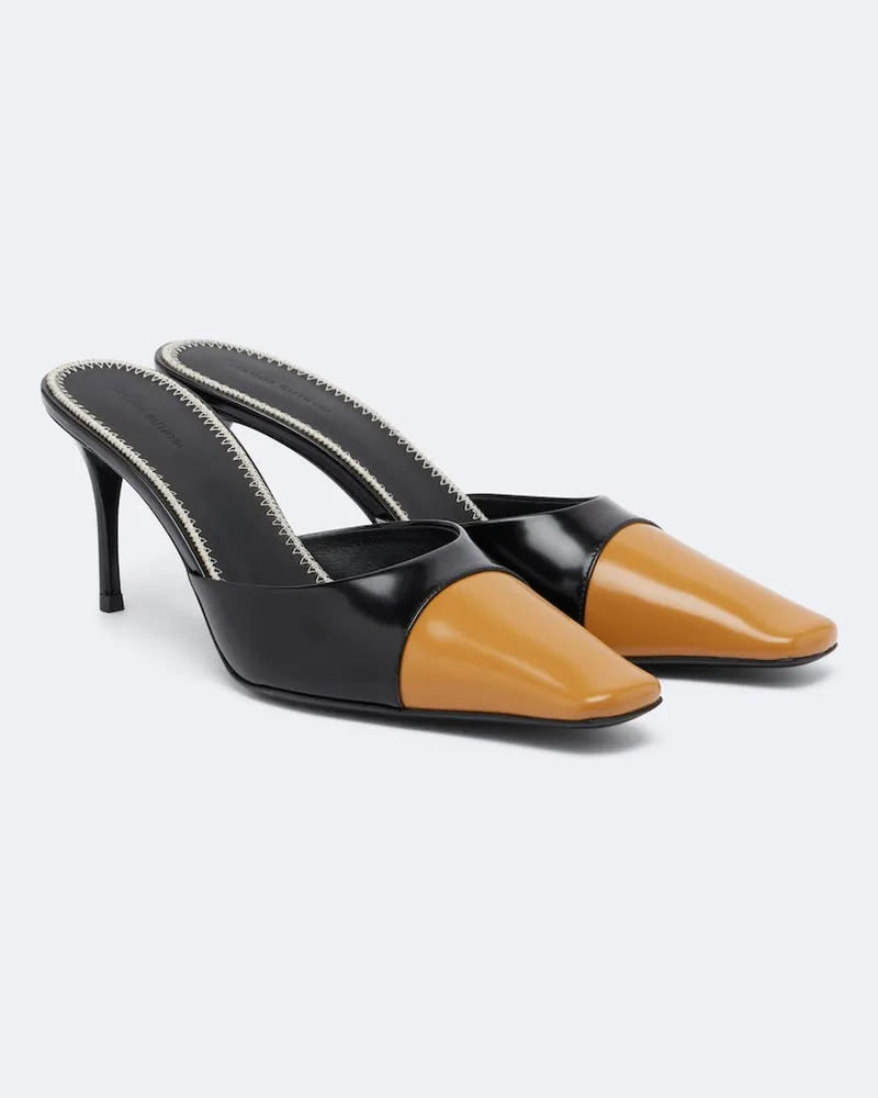 Magda Butrym Mules aus Leder Schwarz