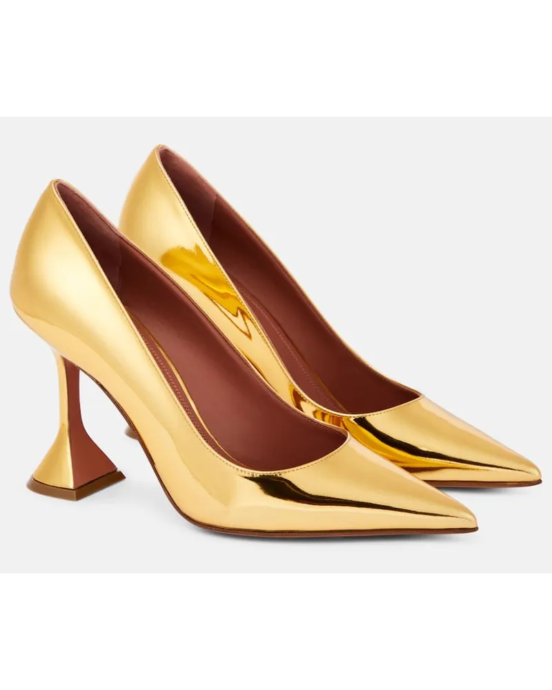 Amina Muaddi Pumps Ami aus Metallic-Leder Gold