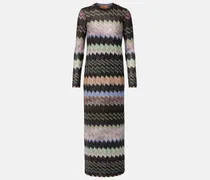 Maxikleid aus Häkelstrick