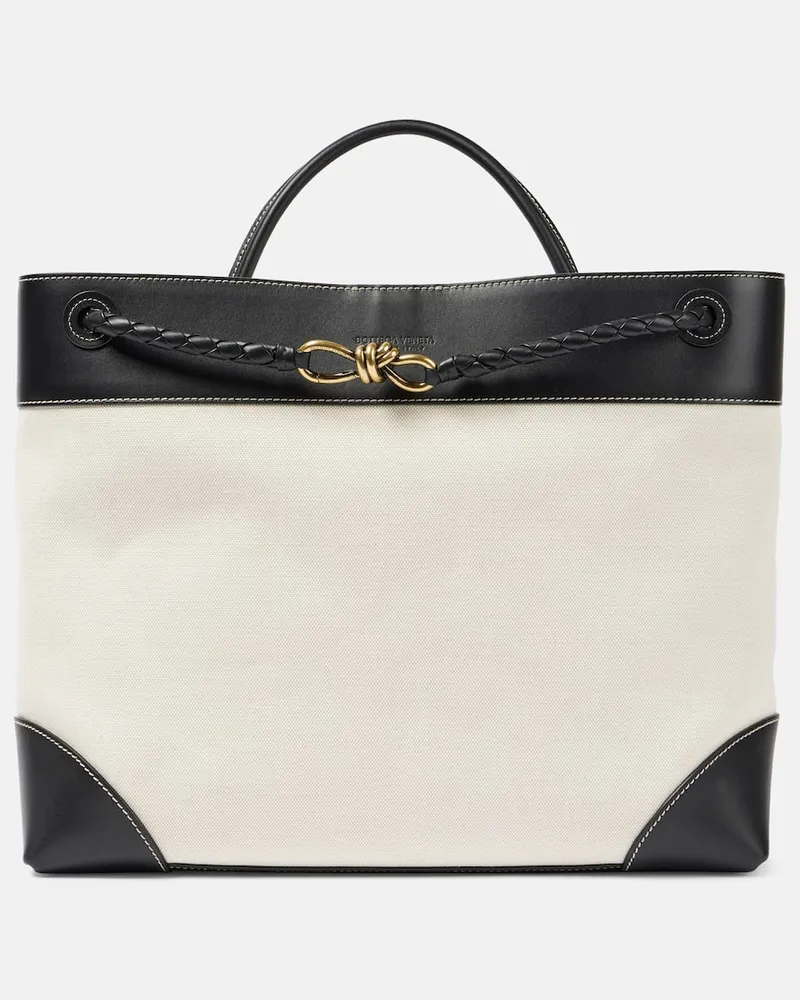Bottega Veneta Tote Andiamo Large aus Canvas mit Leder Weiß