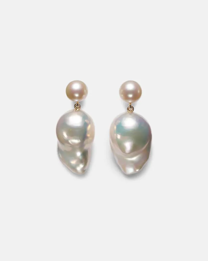 Sophie Bille Brahe Ohrringe Venus Blanc aus Süßwasserperlen mit  14kt Gelbgold Gold