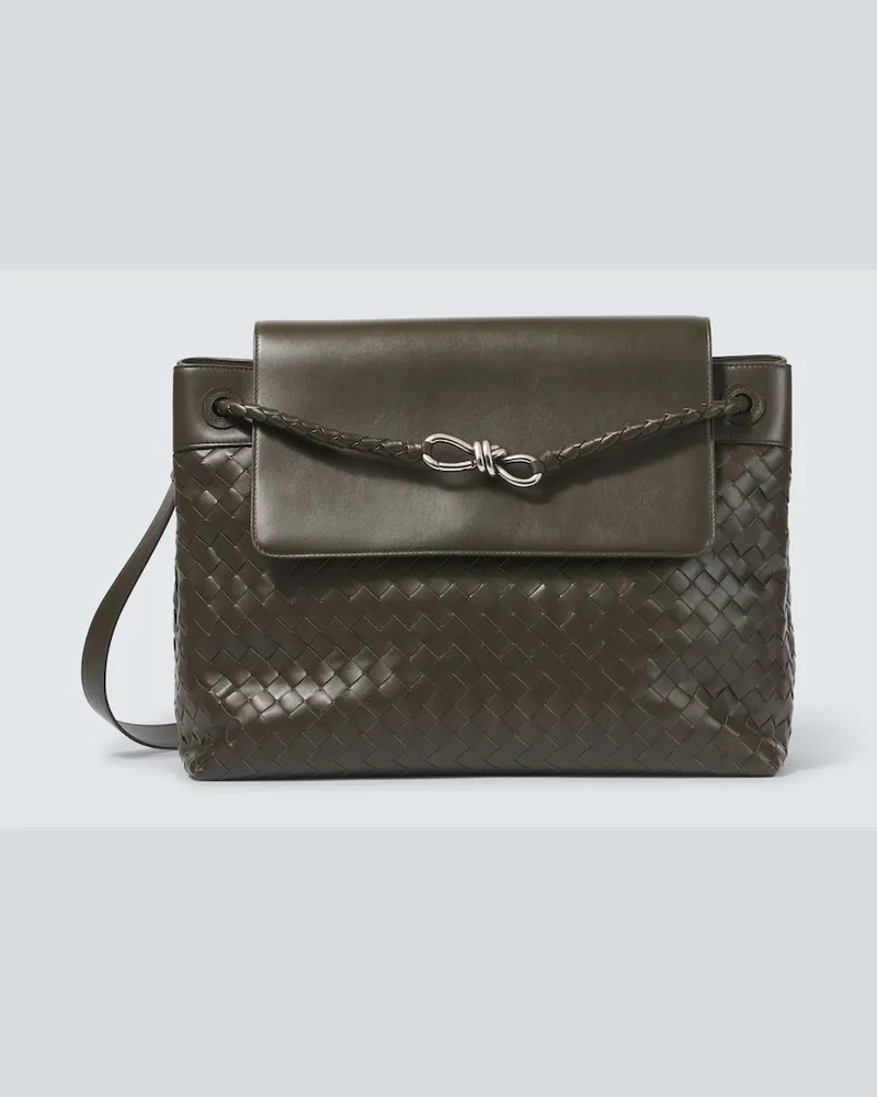 Bottega Veneta Messenger Bag Andiamo Large aus Leder Grün