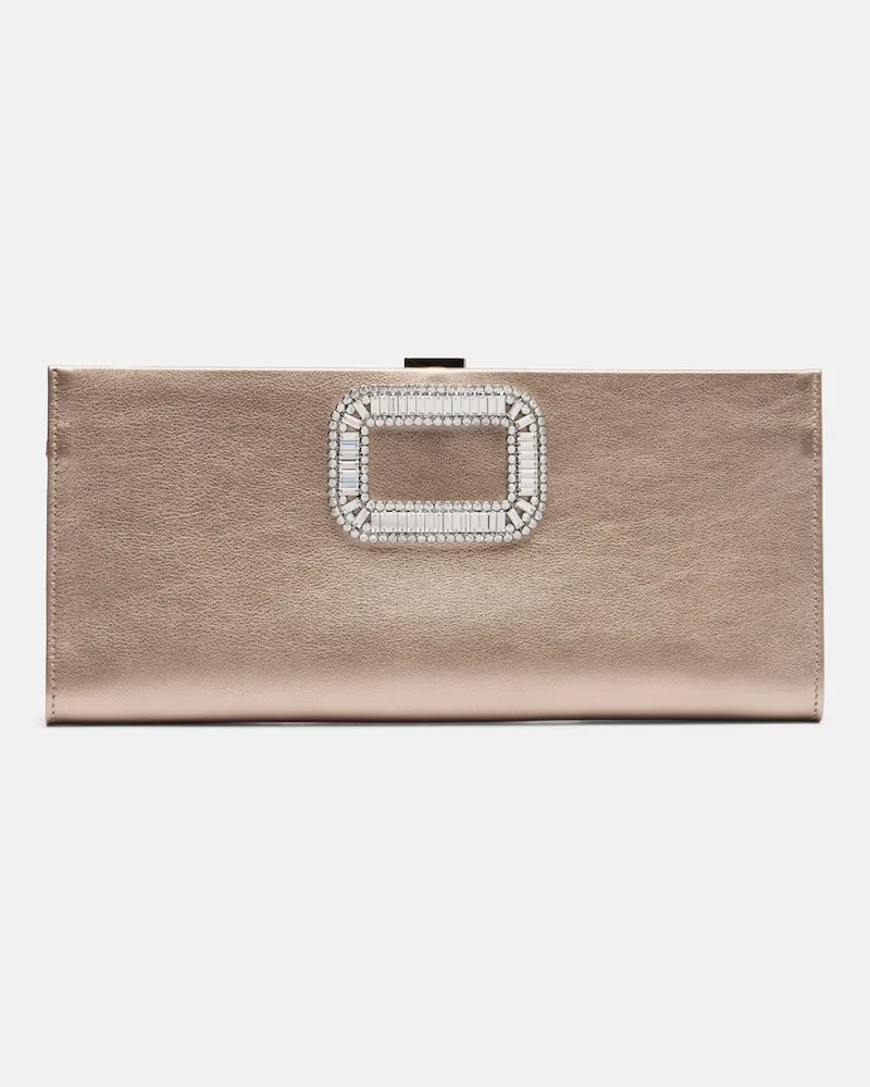 Roger Vivier Verzierte Clutch Pilgrim Small aus Metallic-Leder Beige