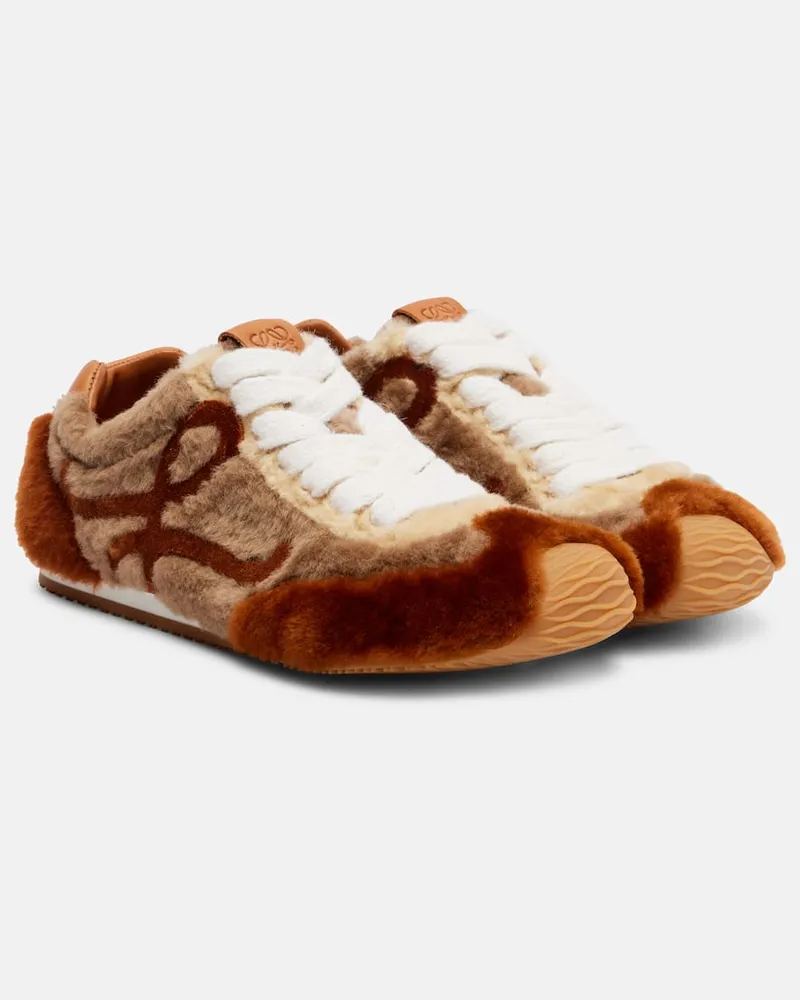 Loewe Sneakers Ballet Runner 2.0 mit Shearling Beige