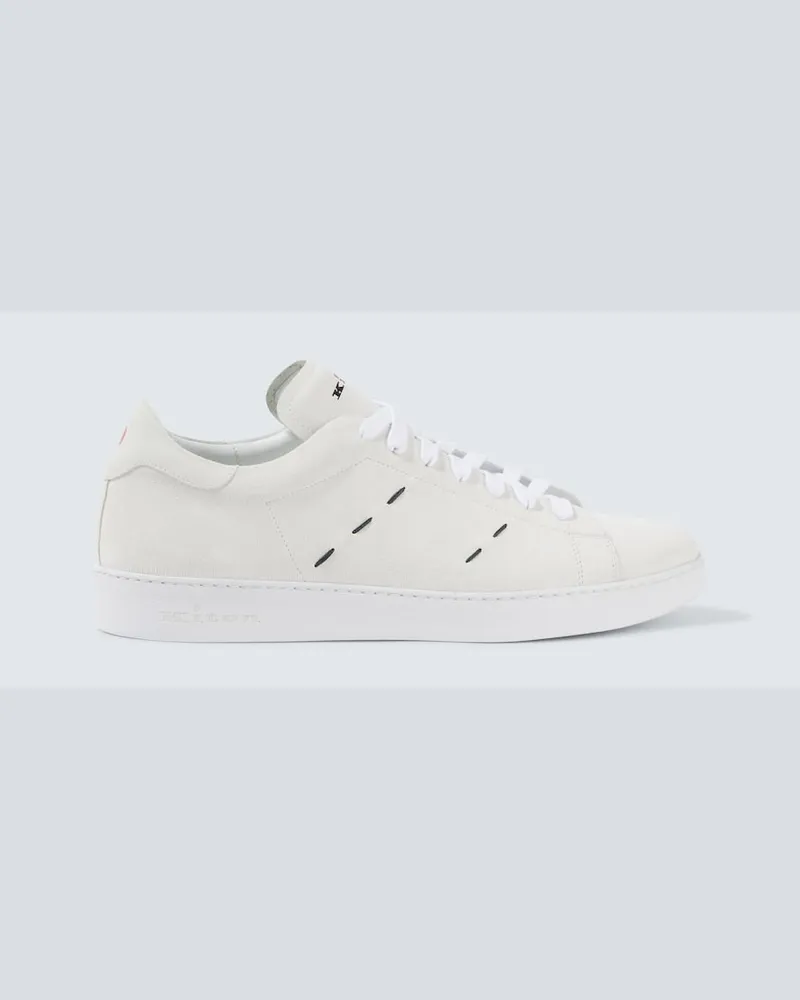 Kiton Sneakers aus Veloursleder Weiß
