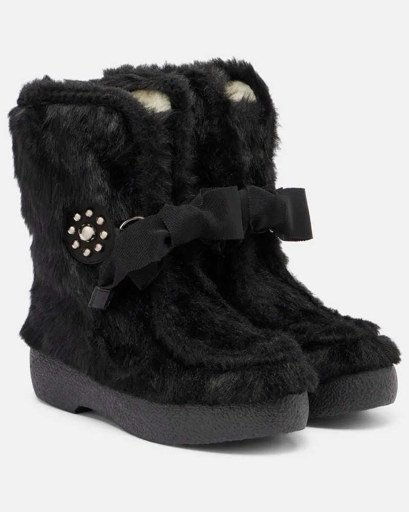 Valentino Garavani Ankle Boots Snowish aus Faux Shearling Schwarz
