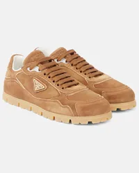 Prada Sneakers Trail aus Veloursleder Beige