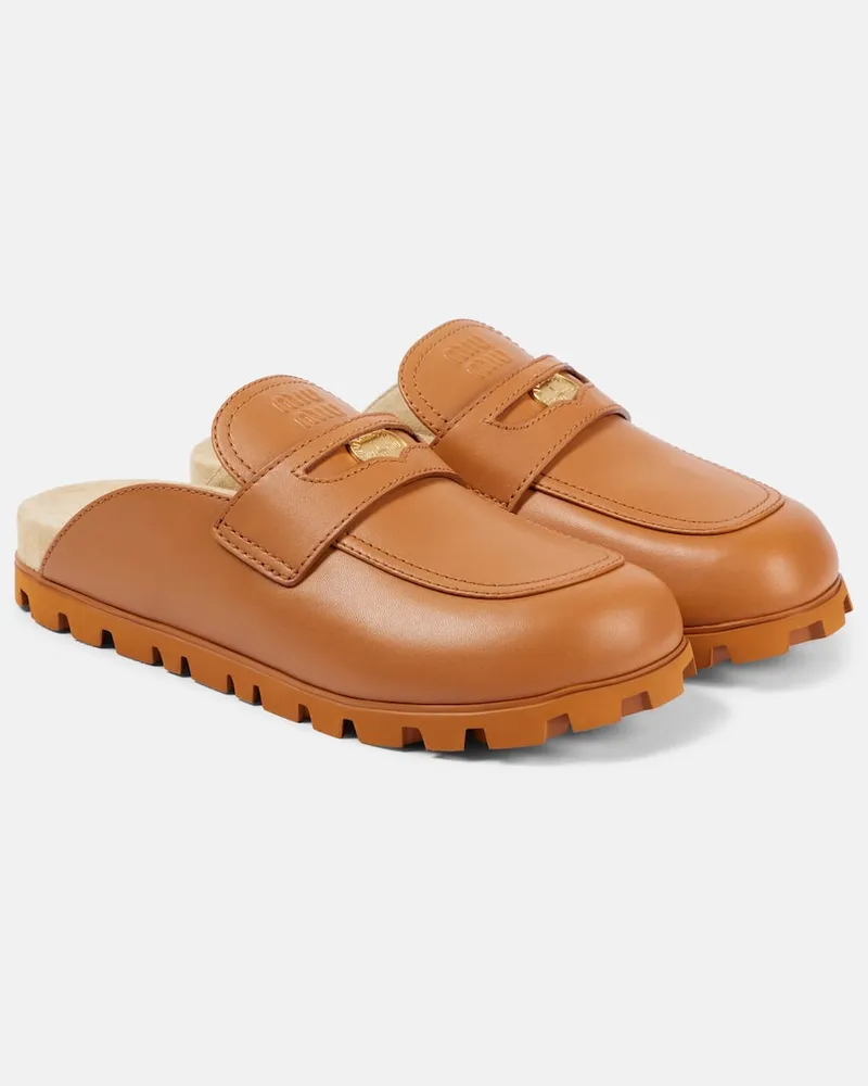 Miu Miu Slippers aus Leder Braun