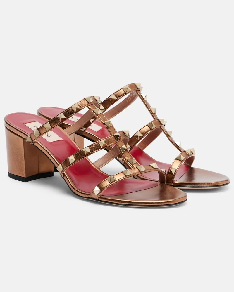 Valentino Garavani Sandalen Rockstud aus Metallic-Leder Gold