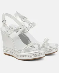 Christian Louboutin Verzierte Wedge-Sandalen Pyrastrass aus Metallic-Leder Silber