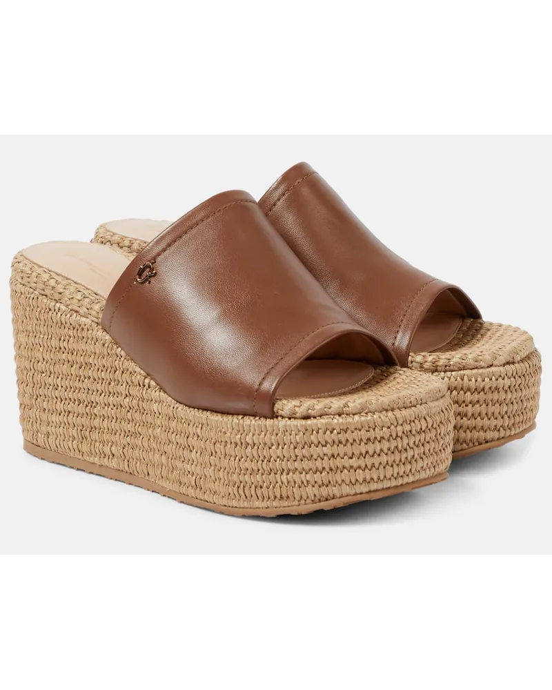 Gianvito Rossi Wedge-Pantoletten aus Leder und Raffiabast Braun
