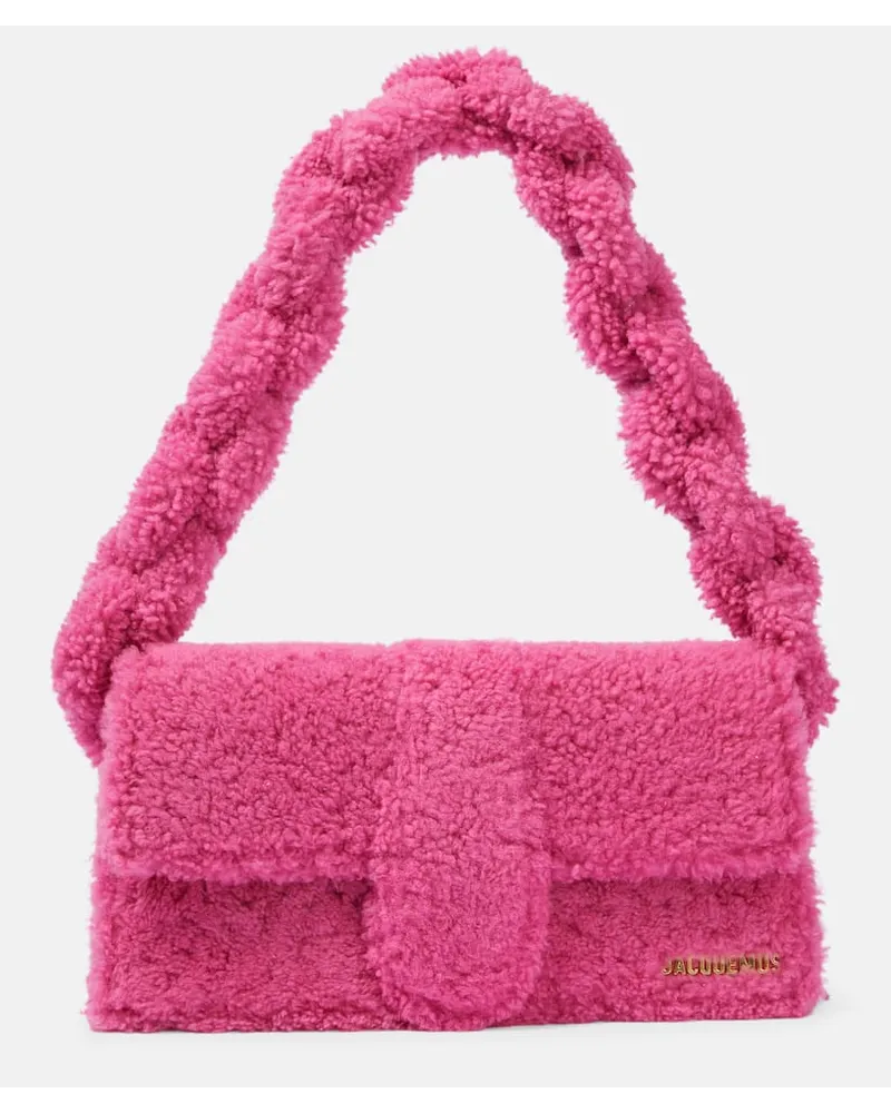 Jacquemus Schultertasche Le Bambidou aus Shearling Pink